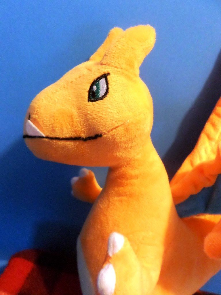 Nintendo Pokemon Charizard 2014 Plush